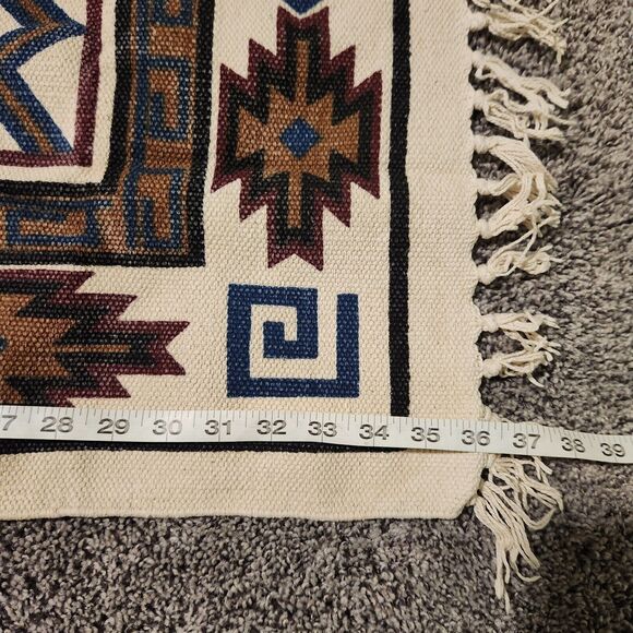 Southwest Aztec Accent Rug 26 x 21.5" Fringe Small Neutral Colors Vtg Cotton - Picture 13 of 14